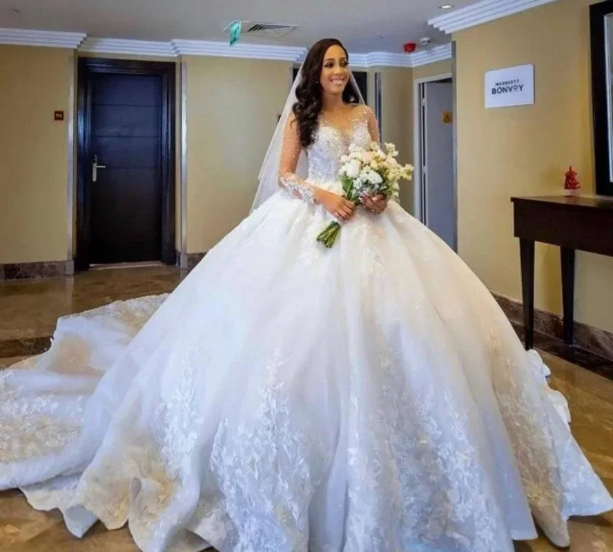 Luxury Lace Ball Gown Wedding Dress