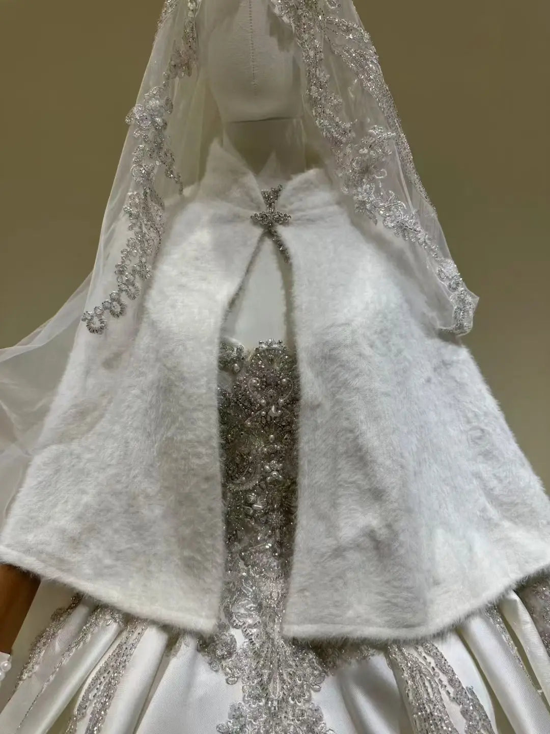 Luxury Faux Fur Bridal Shawl