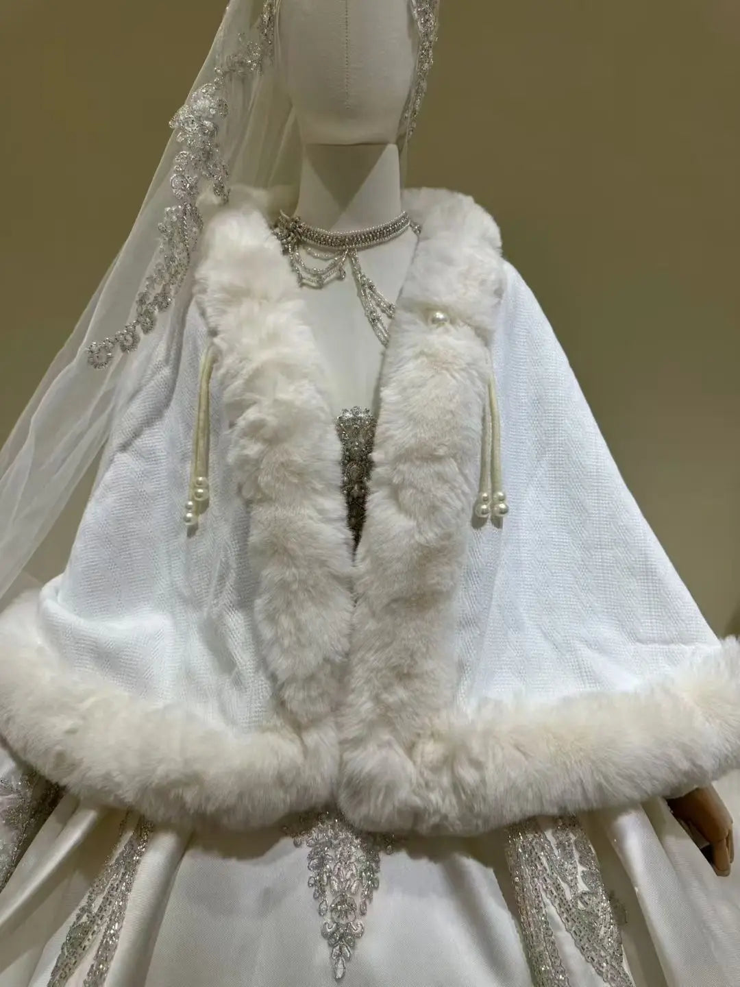 Luxury Faux Fur Bridal Shawl